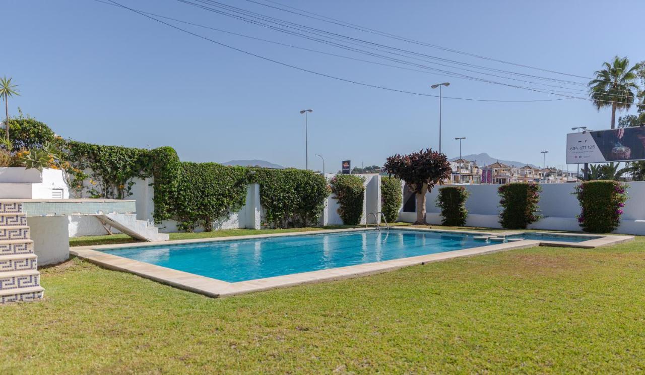 埃斯特波纳Casa Con Jardin Junto A La Playa公寓 外观 照片